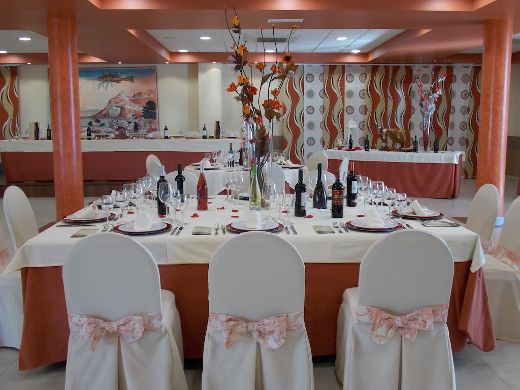 Hotel San Cristobal 科里亚 外观 照片